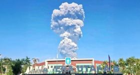 Indonésie: trois randonneurs morts après l'éruption d'un volcan