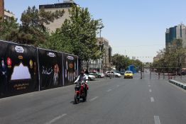 Ces Iraniens qui ne participeront pas aux funérailles de Khamenei