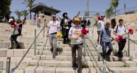 À Jérusalem, des fleurs face aux tensions