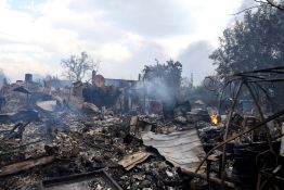Dix morts en Ukraine et en Russie dans une série de frappes