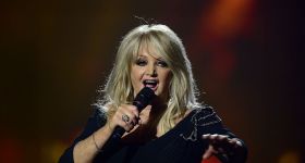 La voix rauque de Bonnie Tyler s’éteint