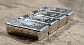 L’argent flambe et atteint des sommets