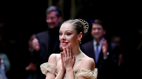 Roxane Stojanov: une étoile qui illumine l'Opéra de Paris