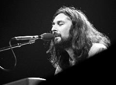 Rick Davies, légende du rock et fondateur de Supertramp, s’éteint