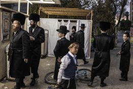 Israël: une ville du désert à l'épreuve de l'expansion ultra-orthodoxe avant les législatives