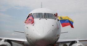 Un vol historique relie à nouveau Miami à Caracas
