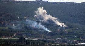 Sud: sous les bombes, des milliers de familles s’accrochent 