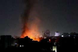 Quatre frappes américaines contre les Houthis au Yémen dans la région d’el-Kathib