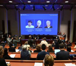 Le Nobel de médecine décerné à l'Américain Karl Deisseroth et aux Allemands Peter Hegemann et Georg Nagel
