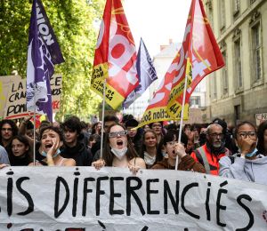 France: les lycéens se mobilisent contre leurs conditions d’études