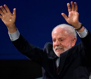Brésil: Lula et Bolsonaro au dernier tour
