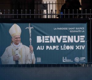 Paris se prépare à accueillir le pape