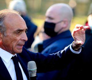 France: un autre candidat d'extrême droite rejoint la course à la présidentielle