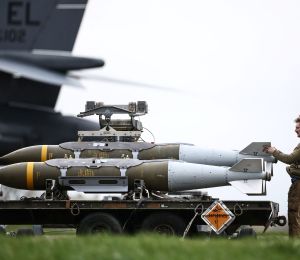 Projet d'attaque contre une base militaire en Angleterre: enquête sur un lien avec l'Iran