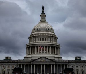 Le Congrès américain adopte un nouveau paquet de sanctions contre la Russie