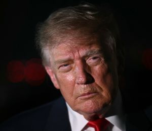 Yémen: Trump examine les options américaines face aux Houthis