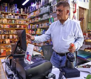 Entre Dubaï et l'Iran, des liens économiques difficiles à rompre malgré la guerre