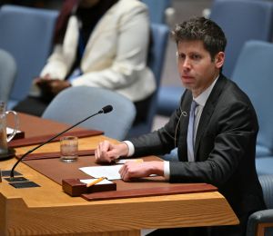Sam Altman au Conseil de sécurité de l'ONU: La progression actuelle de l'IA «nécessite une attention extrême»