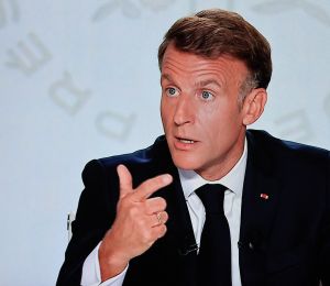 Macron prône une «organisation internationale» pour éviter une IA concentrée dans «quelques mains»