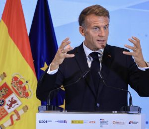 Macron annonce un dernier sommet Choose France en janvier, avant son départ