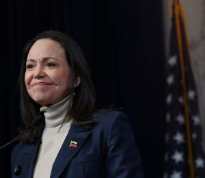 Venezuela: Machado demande la levée de son inéligibilité après les révélations d'une magistrate
