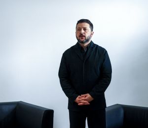 Zelensky bouc émissaire de Trump? L’intéressé sourit en guise de réponse