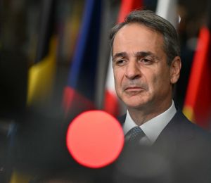 Grèce: «Comme en France», élèves, étudiants, enseignants et fonctionnaires dans la rue