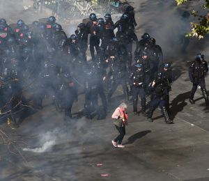 Journée de mobilisation en France: la tension monte dans les premiers rassemblements