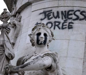 Violences en France: nouveau couvre-feu mercredi soir dans certains secteurs de Paris