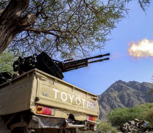 Yémen: un missile est tombé dans le périmètre de l'aéroport d'Aden avant l'appel à évacuer des Houthis 