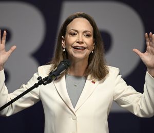 Venezuela: Machado questionne la transparence de l’accord pétrolier avec les États-Unis