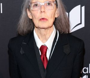 Le Nobel de littérature décerné à la Canadienne Anne Carson