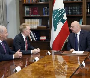 Aoun appelle à l’application de l’accord-cadre avec Israël lors de la tournée du sénateur Lankford au Liban