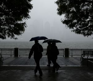 Le nord-est des États-Unis frappé par une tempête précoce, qui commence à s'affaiblir