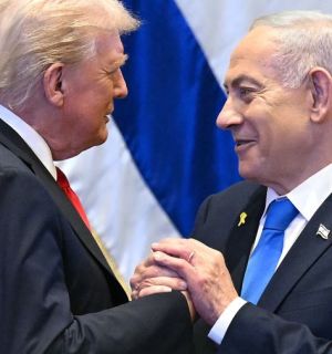 Netanyahou met en avant ses liens avec Trump avant les élections