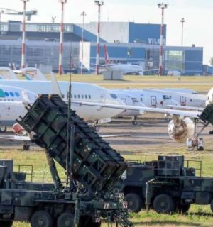 Zelensky attendu à Oslo, Kiev toujours à court de missiles intercepeteurs 