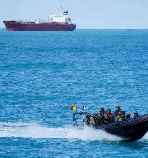 Deux morts et 11 personnes secourues sur un navire en mer Noire, au large de la Roumanie