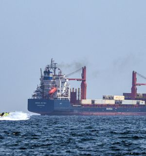 Iran: trois pétroliers percutent des mines dans le détroit d'Ormuz 