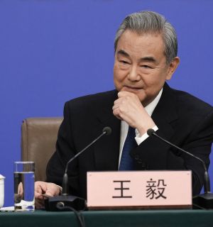 Moyen-Orient: la Chine prête à défendre les «intérêts légitimes» de l'Iran 