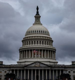 Le Congrès américain adopte le projet de loi de Lindsey Graham prévoyant des sanctions contre la Russie