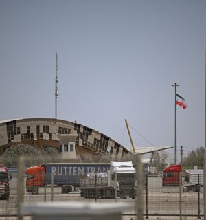 L'Irak ferme trois postes-frontières avec l'Iran après une attaque contre l'Arabie saoudite