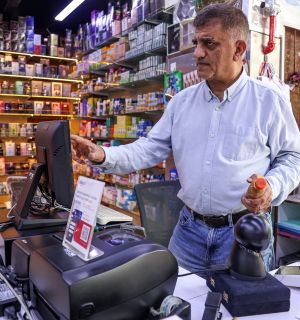 Entre Dubaï et l'Iran, des liens économiques difficiles à rompre malgré la guerre