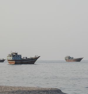 Iran: un pétrolier percute une mine et prend feu dans le détroit d’Ormuz