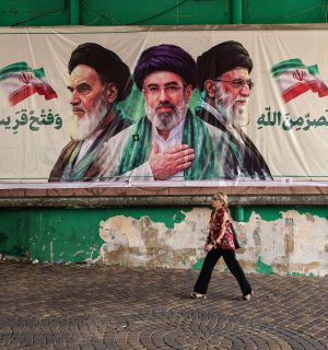 L'Iran menace d'étendre la guerre, Trump accuse Téhéran de faire monter le prix du pétrole