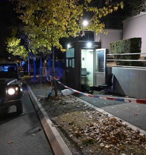 Un assaillant abattu par la police devant l'ambassade d'Israël à Belgrade