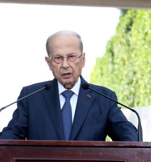 Explosion au port de Beyrouth: un procureur réclame des poursuites contre l'ex-président Michel Aoun