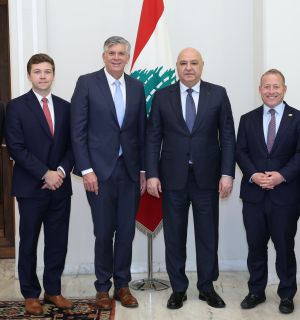 Aoun demande aux États-Unis de faire pression sur Israël pour qu’il respecte l’accord-cadre