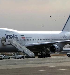 Un avion commercial iranien se pose en Chine, malgré la menace de sanction américaine