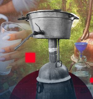 Distiller l’arak, surveiller l’alambic jusqu’au bout de la nuit