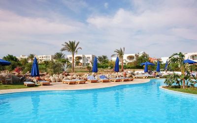 300 dollars la journée: aller à la plage devient un luxe au Liban